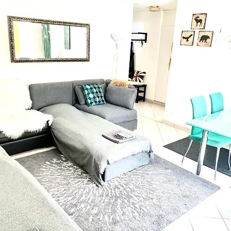 Apartment Gian - Close To The Kongresshaus, The Ice Hockey Stadium, Cross-country Skiing, The Eau-la-la Indoor Pool And Wellness, Large Supermarket, 2 Bus Stops, With An Indoor Garage And Fully Equipped