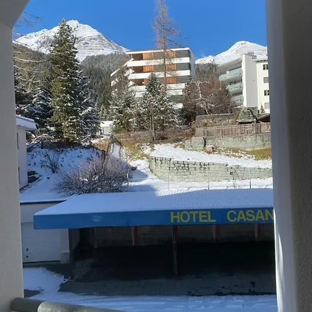 Gian - Close To The Kongresshaus, The Ice Hockey Stadium, Cross-country Skiing, The Eau-la-la Indoor Pool And Wellness, Large Supermarket, 2 Bus Stops, With An Indoor Garage And Fully Equipped Apartment