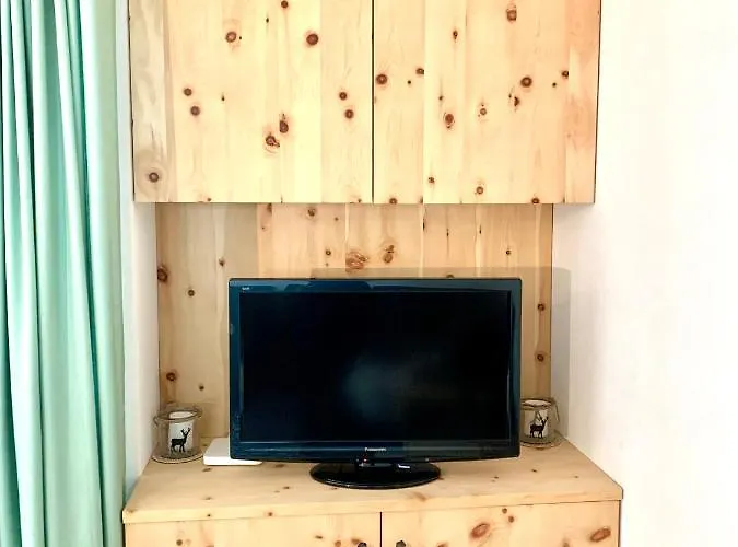 Gian - Close To The Kongresshaus, The Ice Hockey Stadium, Cross-country Skiing, The Eau-la-la Indoor Pool And Wellness, Large Supermarket, 2 Bus Stops, With An Indoor Garage And Fully Equipped Διαμέρισμα